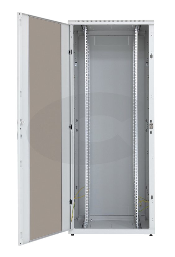 19“rozvaděč Triton š.800mm, stabilní svařovaná konstrukce
