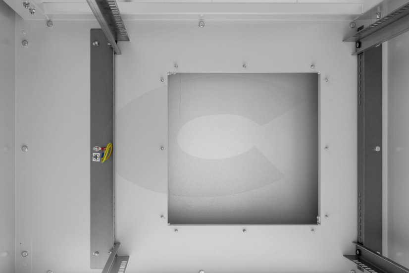 19" venkovní rozvaděč 24U š.800mm hl. 600mm, krytí IP55, dveře plechové